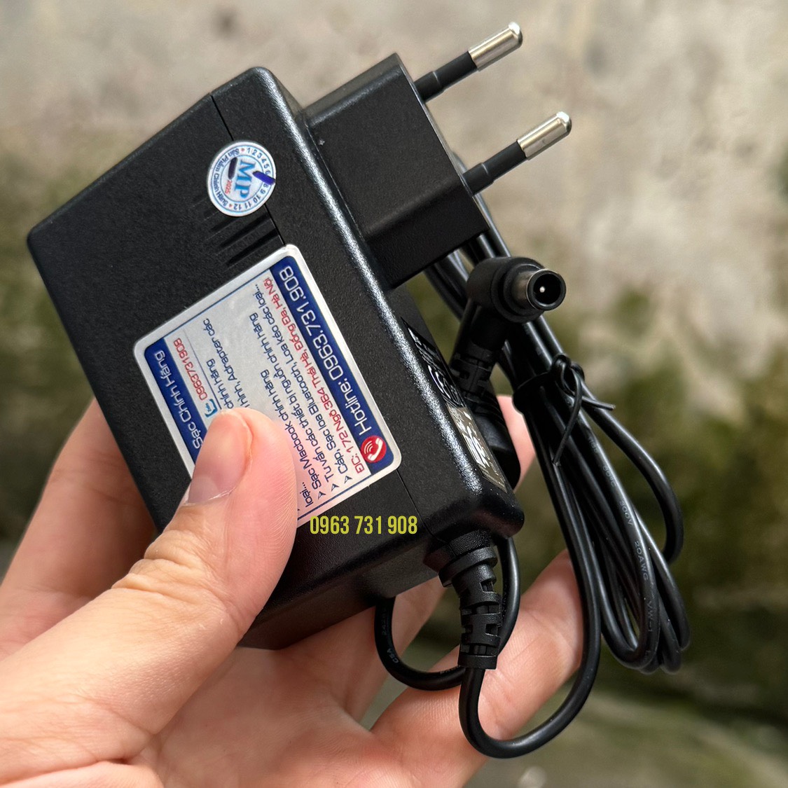 Adapter nguồn màn hình LG 19v 1.3a