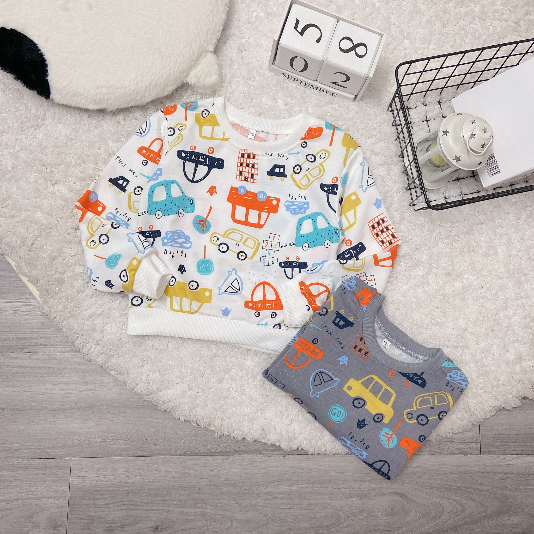 Áo nỉ da cá họa tiết ô tô cho bé trai n00599