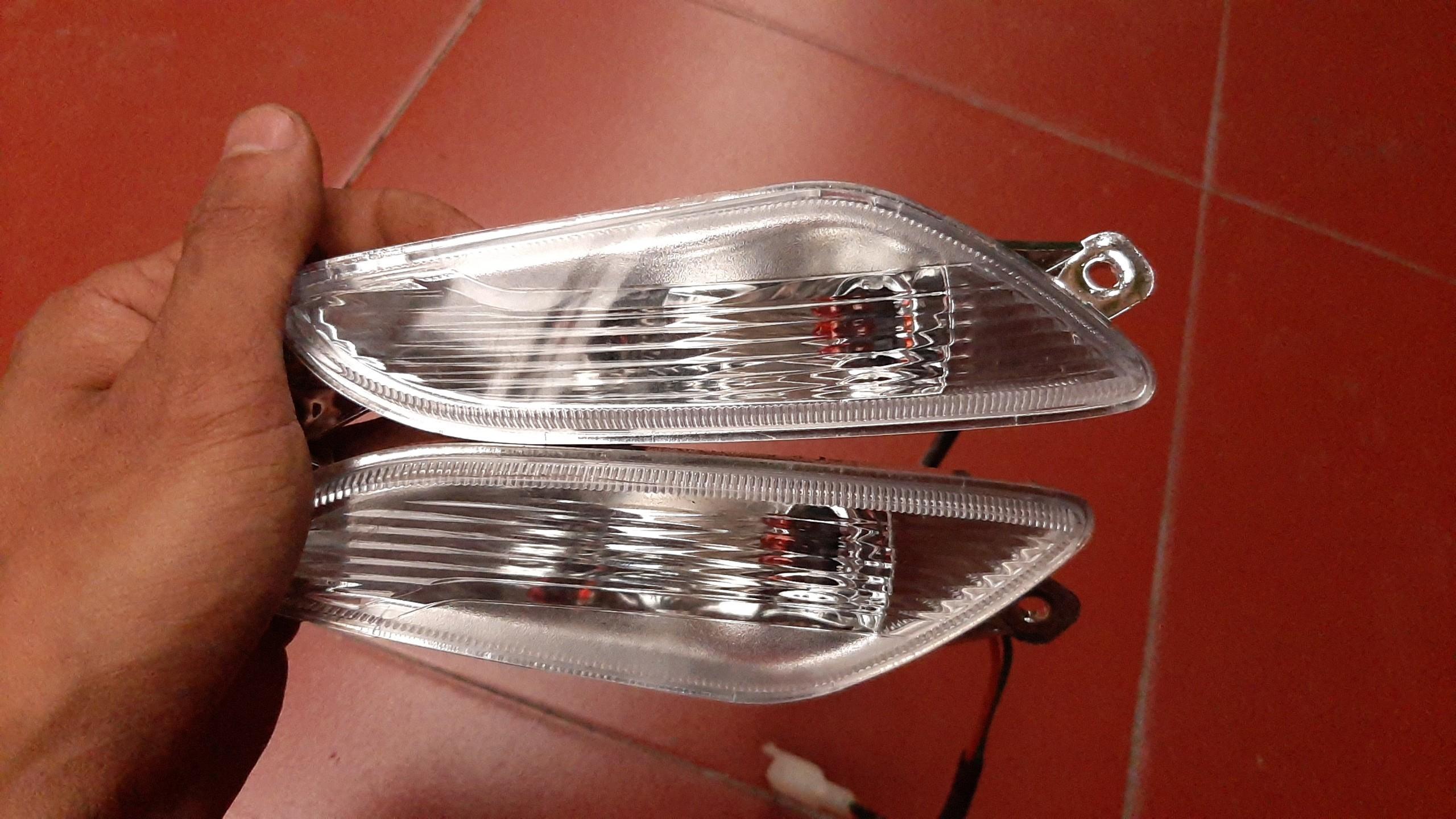 Bộ xi nhan Sau Xe Máy Điện Vêspa