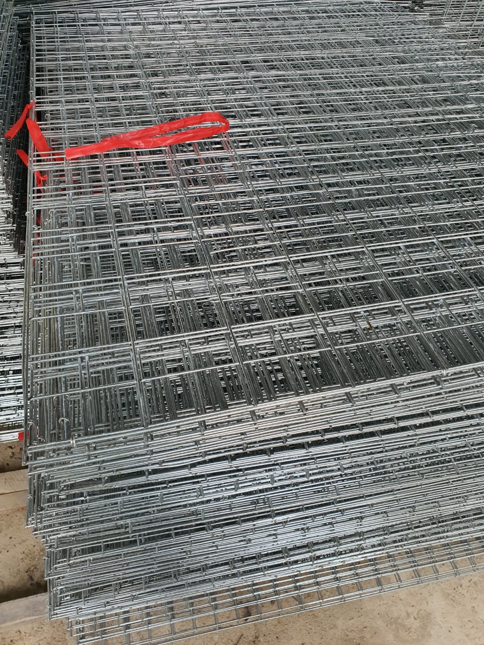 LỒNG GÀ VUÔNG 80 GIÁ RẺ