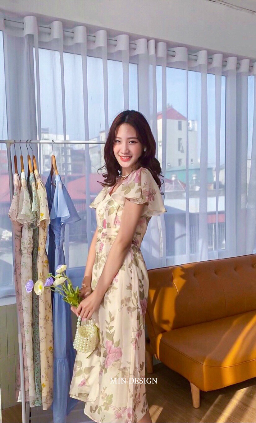 Váy maxi ốp eo cổ tim tay loe hoa tím MIN DESIGN