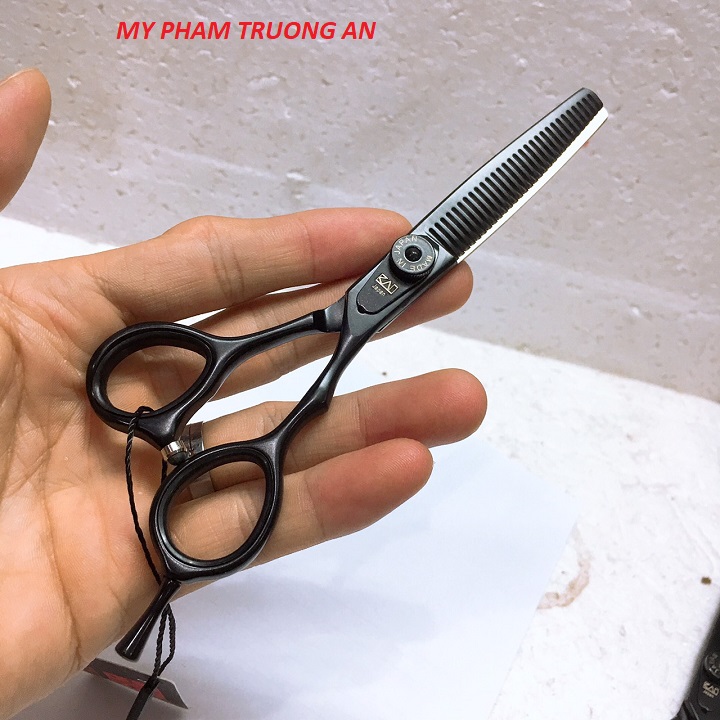 Kéo cắt tóc Nhật Bản Kai 6.0 inch màu đen(tặng kèm ví kéo)