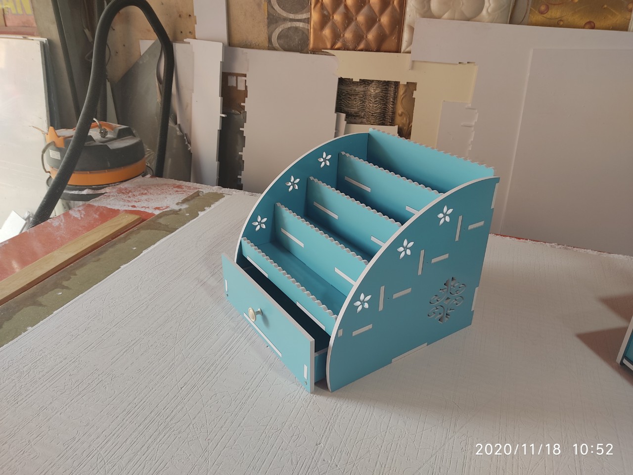 Kệ đựng sơn Nail có ngăn kéo (size nhỏ)