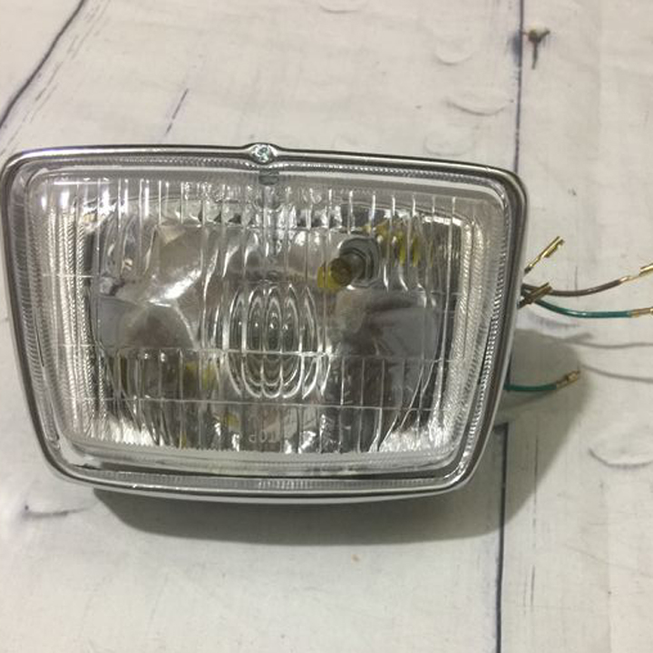 Bộ đèn pha xe CUB 82 kèm bóng