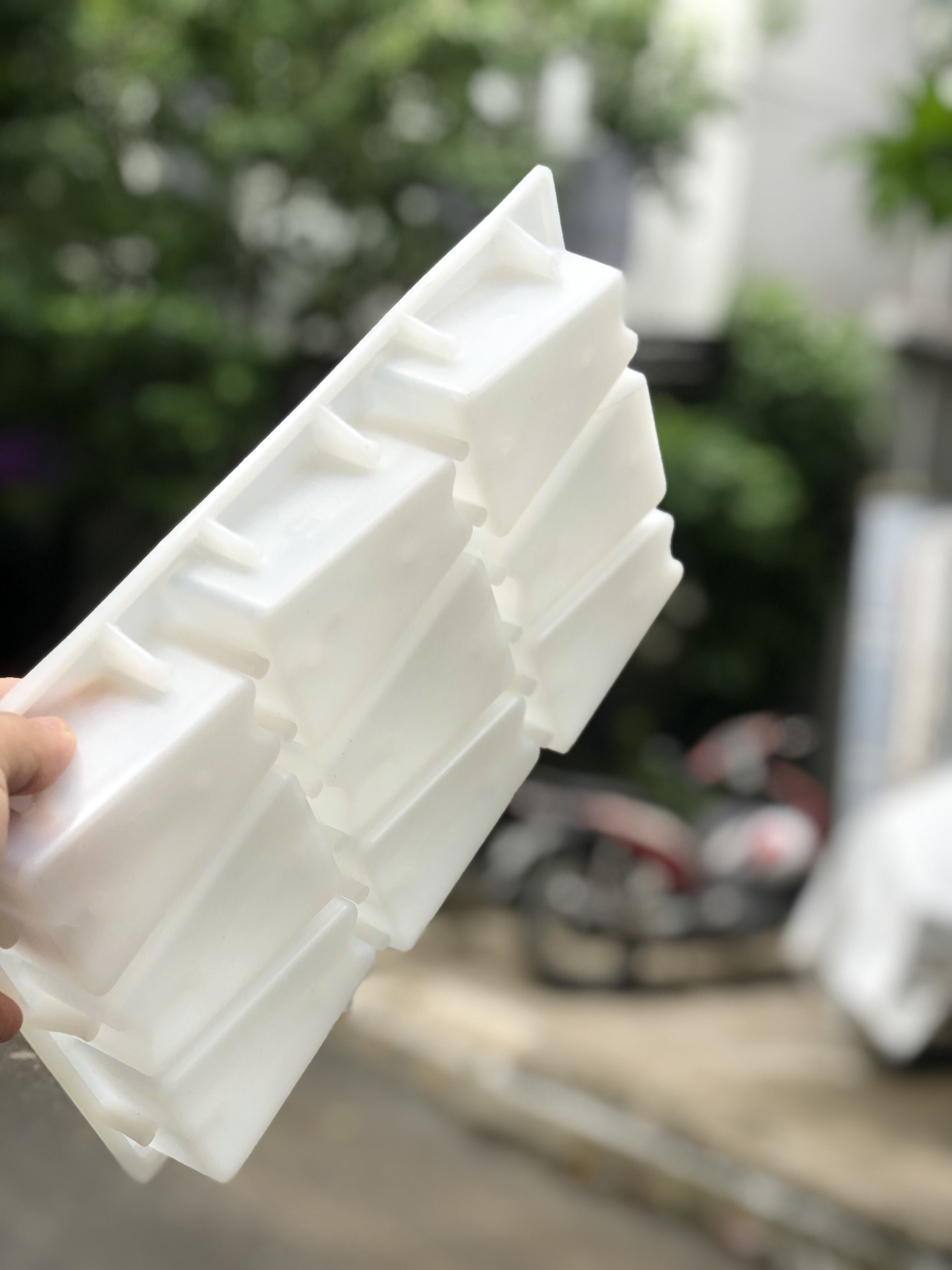 KHUÔN ĐÚC CON KÊ BÊ TÔNG A75