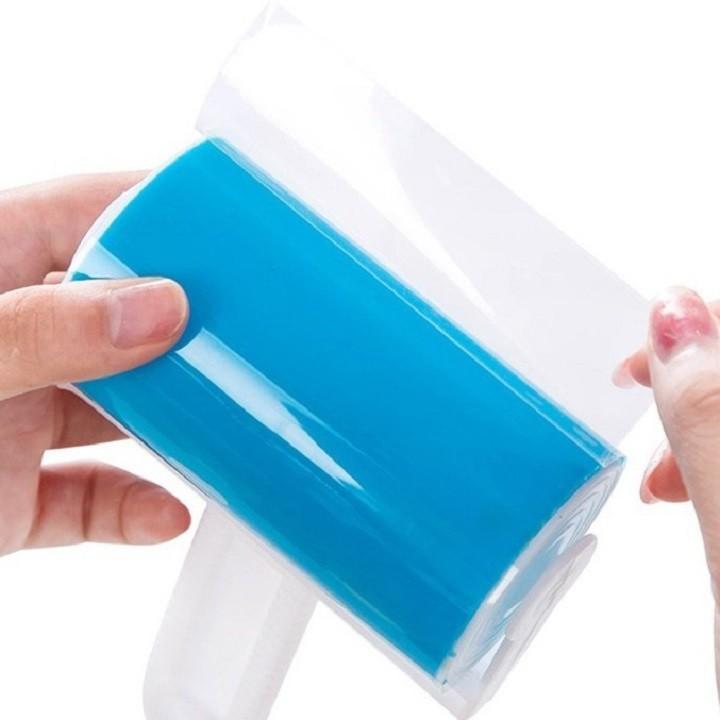Cây lăn keo dính bụi quần áo