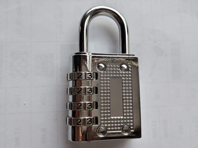 khóa số 4 số
