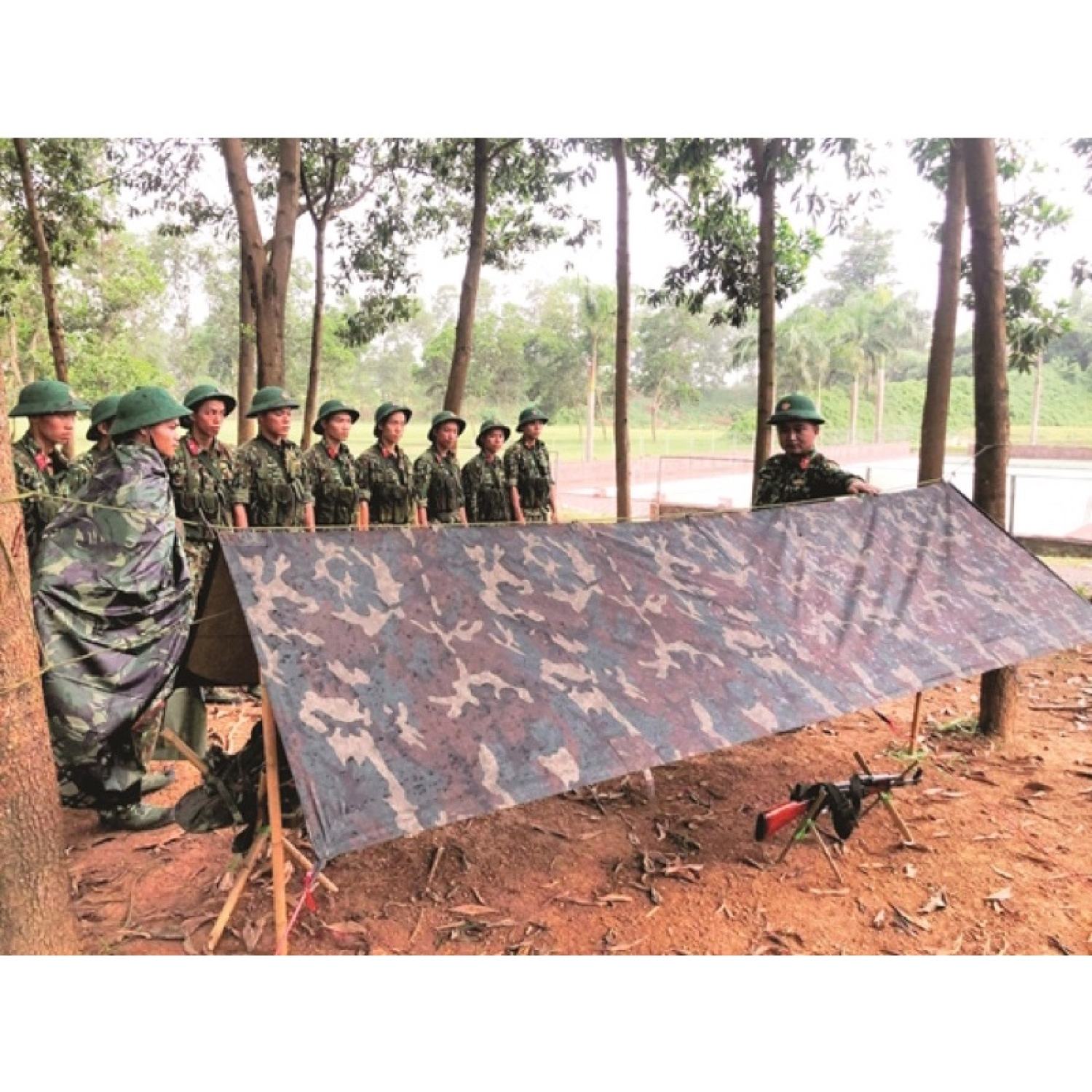 TẤM BẠT CHE MƯA (3.2M*1.8M)