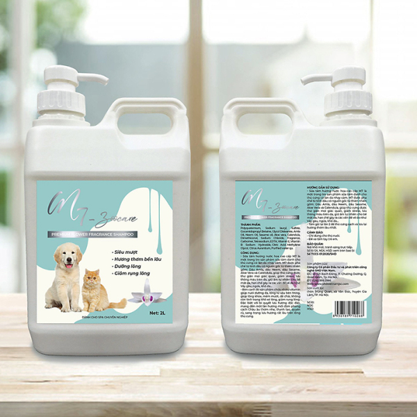 Sữa tắm cho chó mèo M7 Zoo can 2l Care hương nước hoa Pháp siêu thơm - Phụ kiện thú cưng Hà Nội