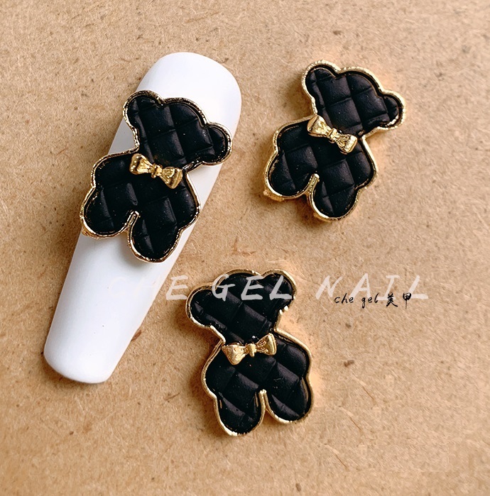 Charm gấu da nơ cao cấp đính móng