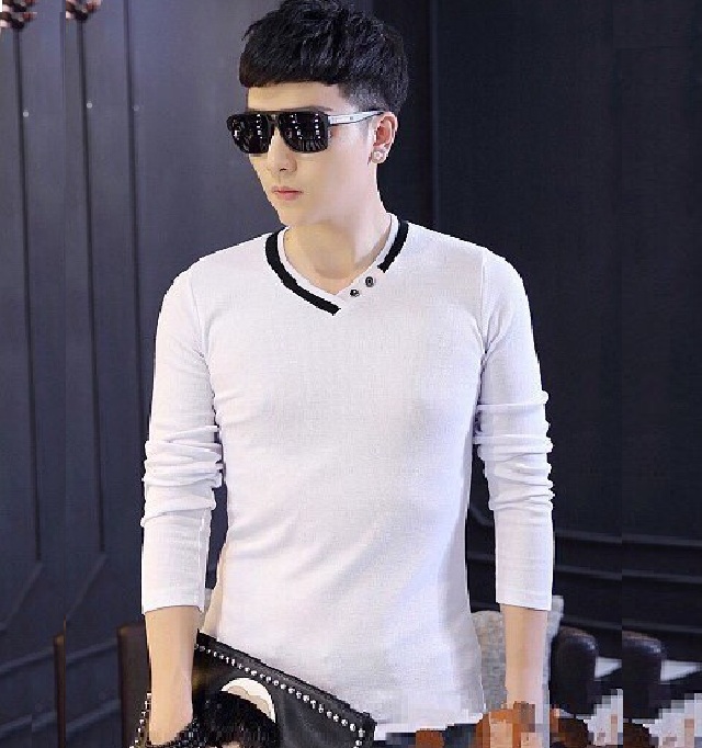 Áo thun tay dài trơn cổ tim D104