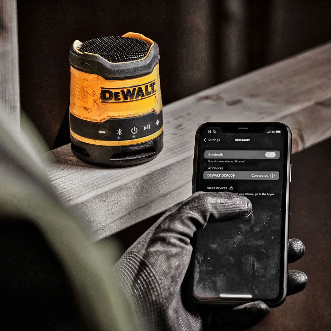 Loa sạc mini Bluetooth DeWALT DCR009