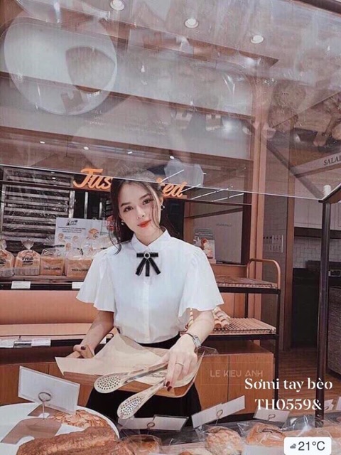 Áo sơ mi tay bèo cổ nơ dễ thương