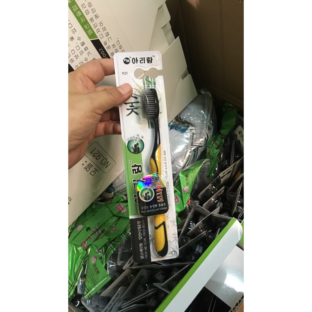 Sét 10 cây Bàn chải than tre hàn quốc