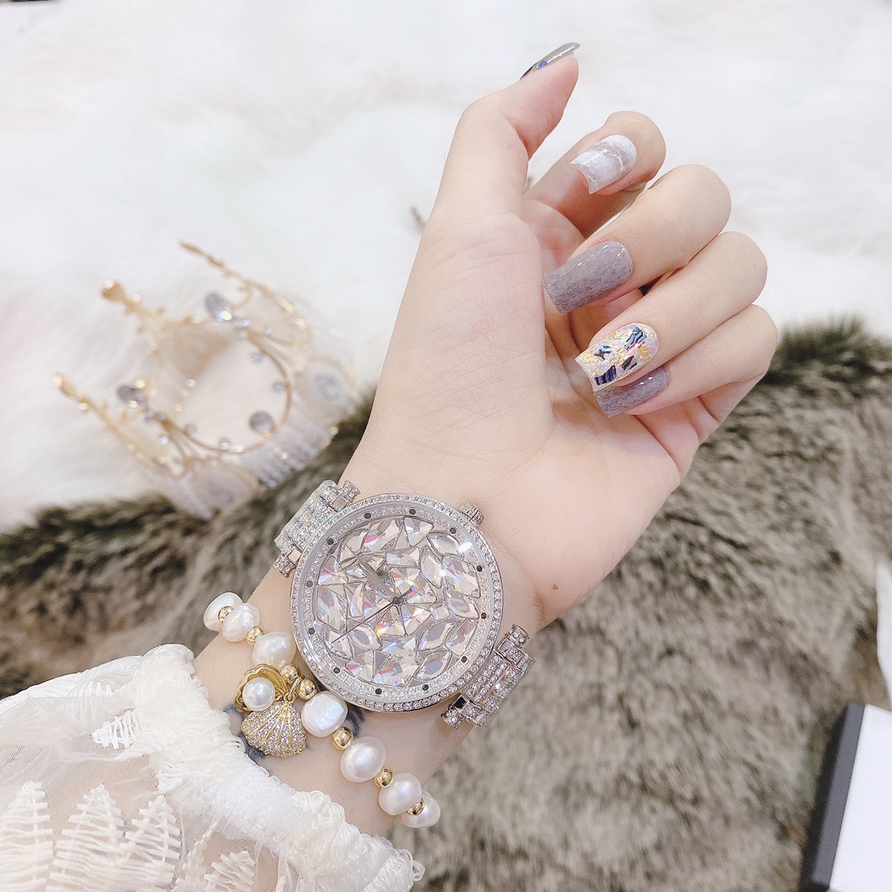 [HCM]Đồng Hồ Davena Bling Nữ Mặt Đá Silver 39mm Chính Hãng