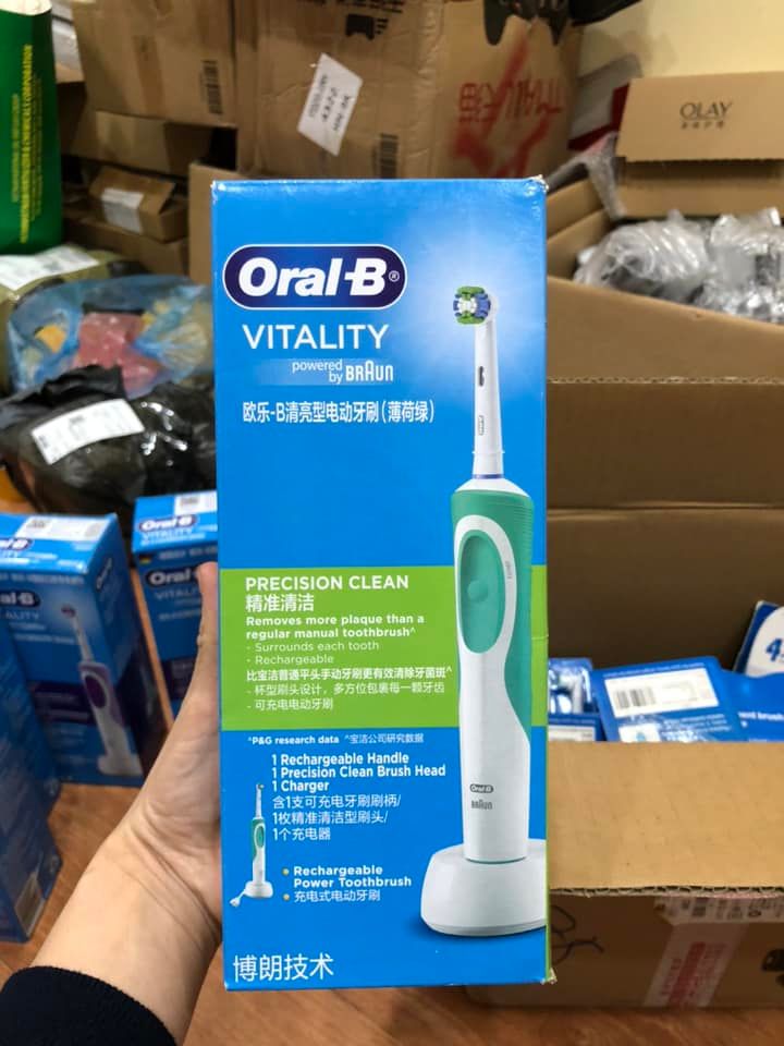 Bàn chải điện oral b d12 vitality set 1 đầu