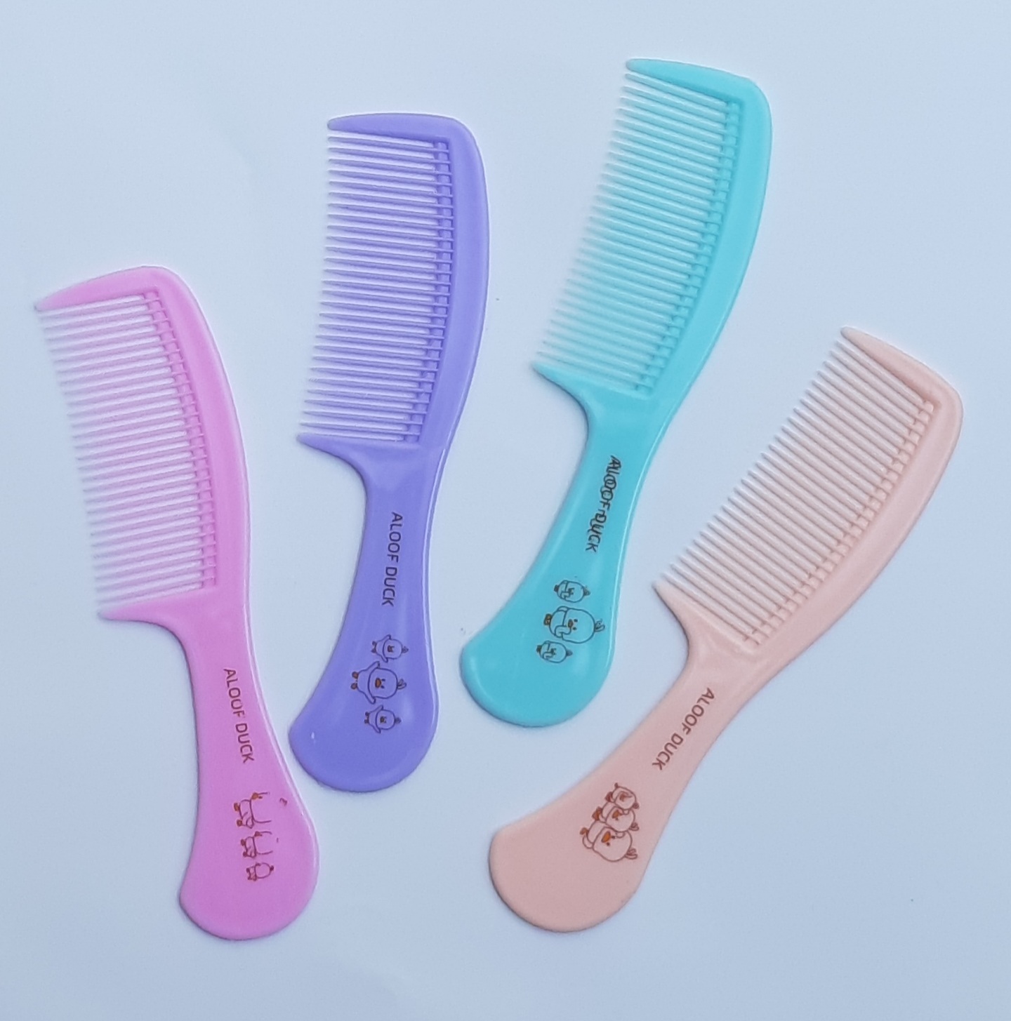 [1 cây] lược chải tóc Thời trang ( nhiều màu) 3691
