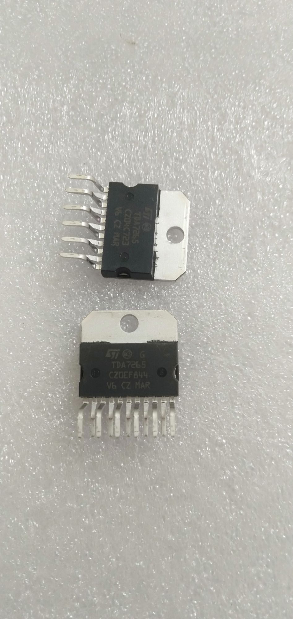 IC Công suất TDA7265