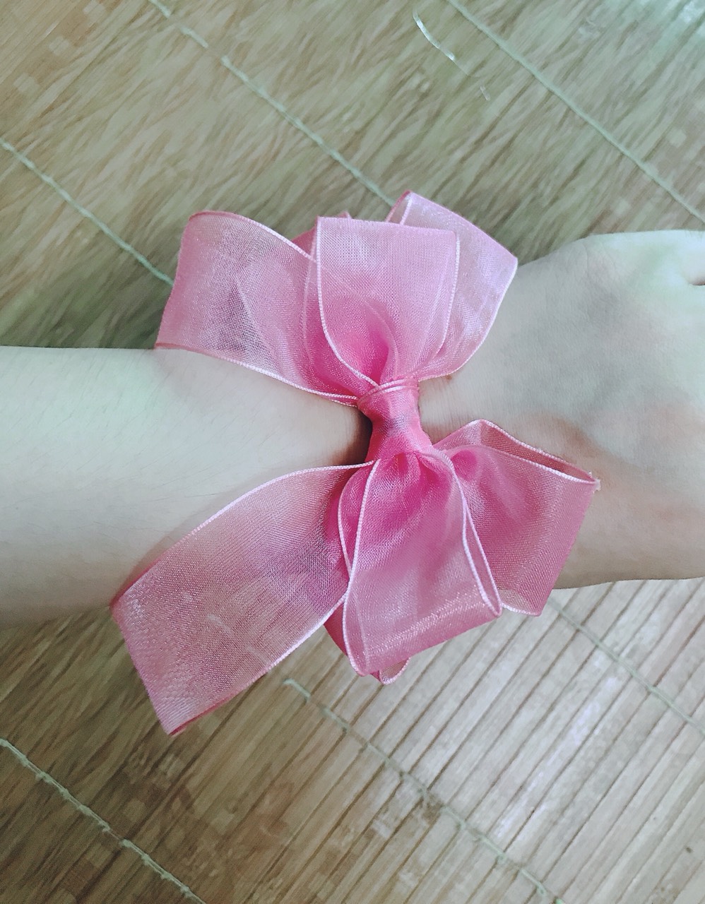 Dây cột tóc nơ voan xinh xắn