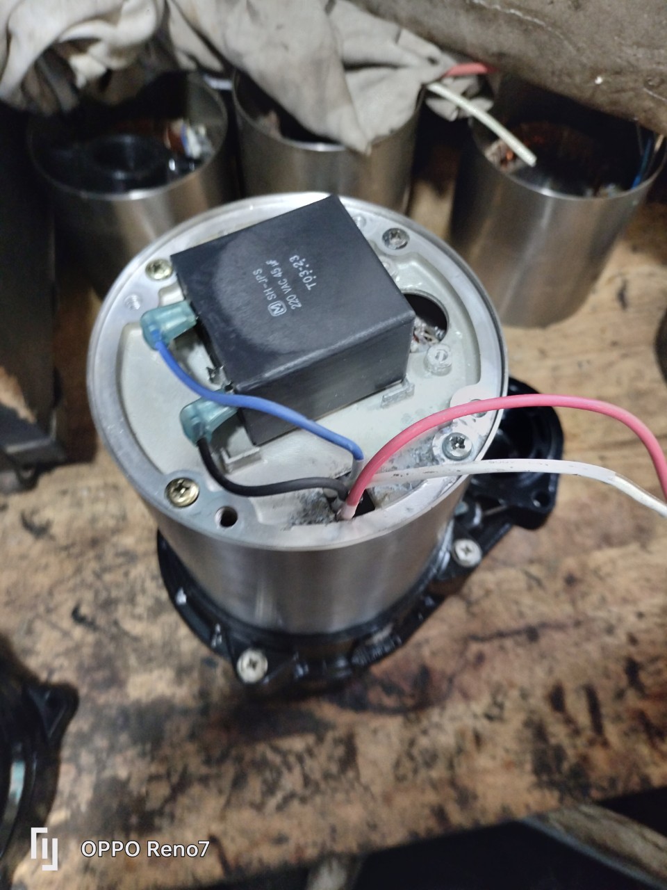 Máy bơm chìm bãi nhật 1000w_220v