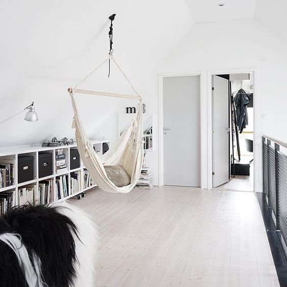 XÍCH ĐU TREO TRẦN NHÀ CANVAS