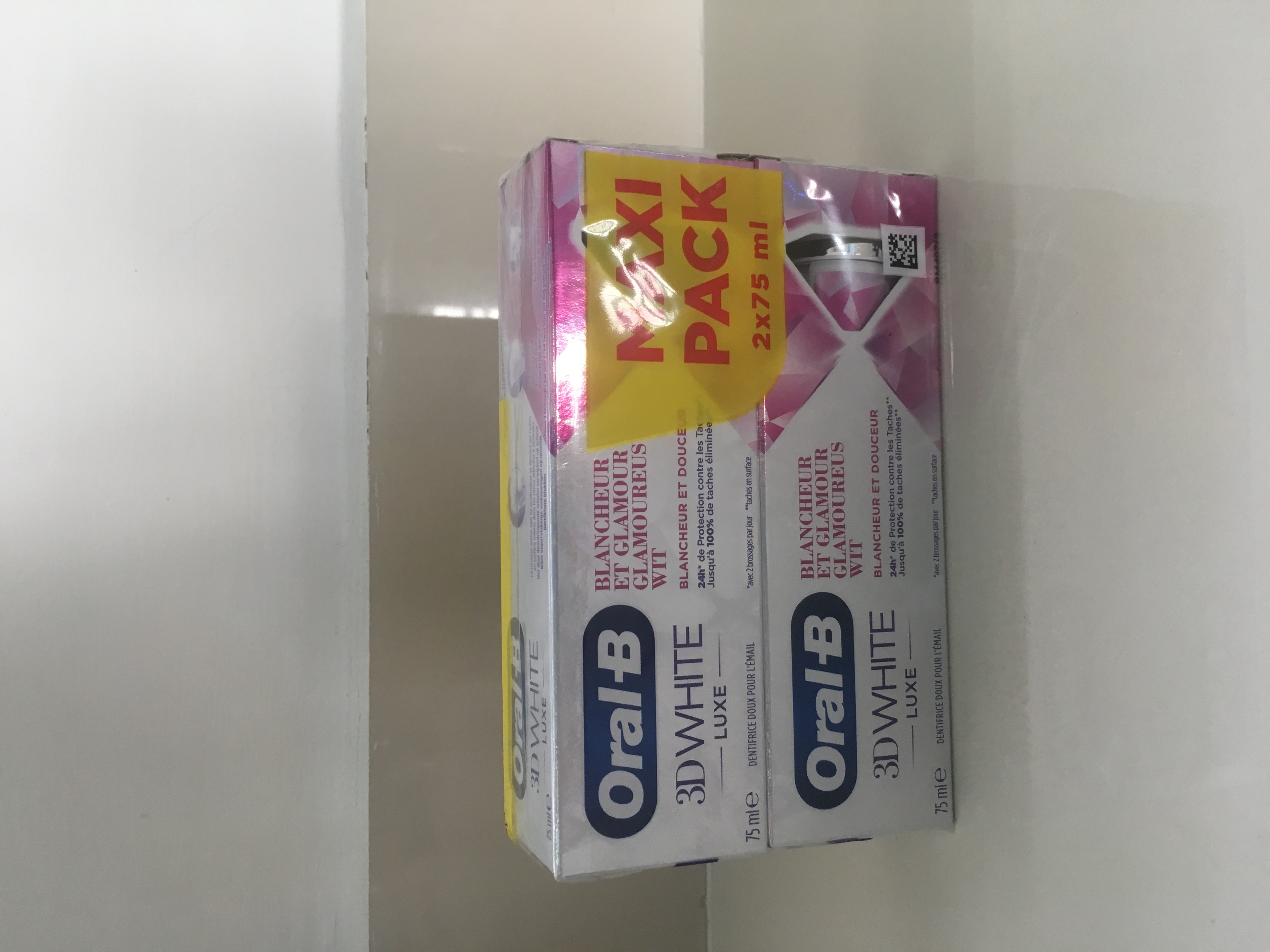 Kem đánh răng Oral-B 75ml/tuýp - hàng Pháp