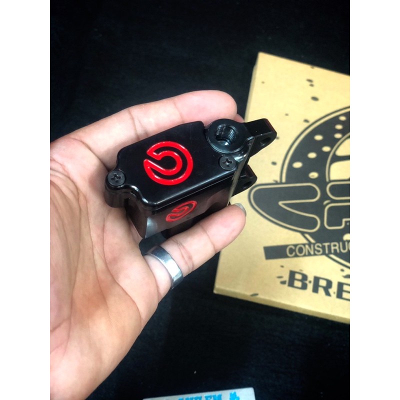 Bơm Đạp Brembo CNC