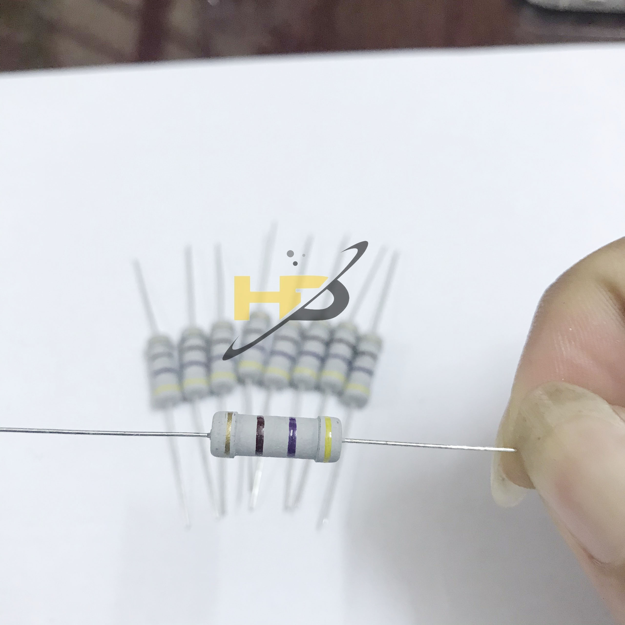 Combo 20 Con Điện Trở 470 Ohm 470R 2W 5%,Điện Trở Sứ