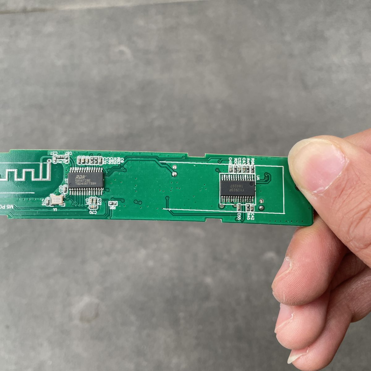 Mạch bluetooth 2x5w phím cảm ứng
