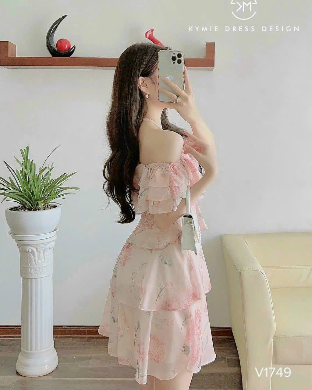 Đầm nữ hottrend hoa nhí vai trễ phối voan xếp tầng nàng thơ vintage, Đầm thời trang nữ siêu HOT trễ vai tà xếp tầng xinh xắn, Đầm nữ cổ bèo vai trễ bo tà xếp tầng phong cách Hàn dễ thương