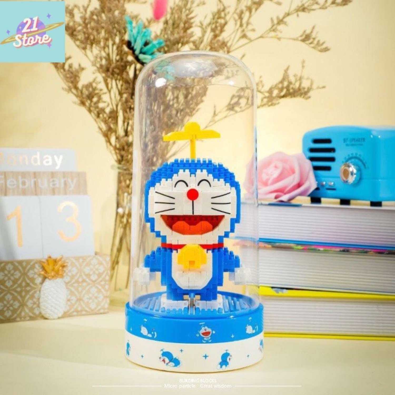 Lego Doremon tự lắp ráp kèm đế và lồng mica chống bụi