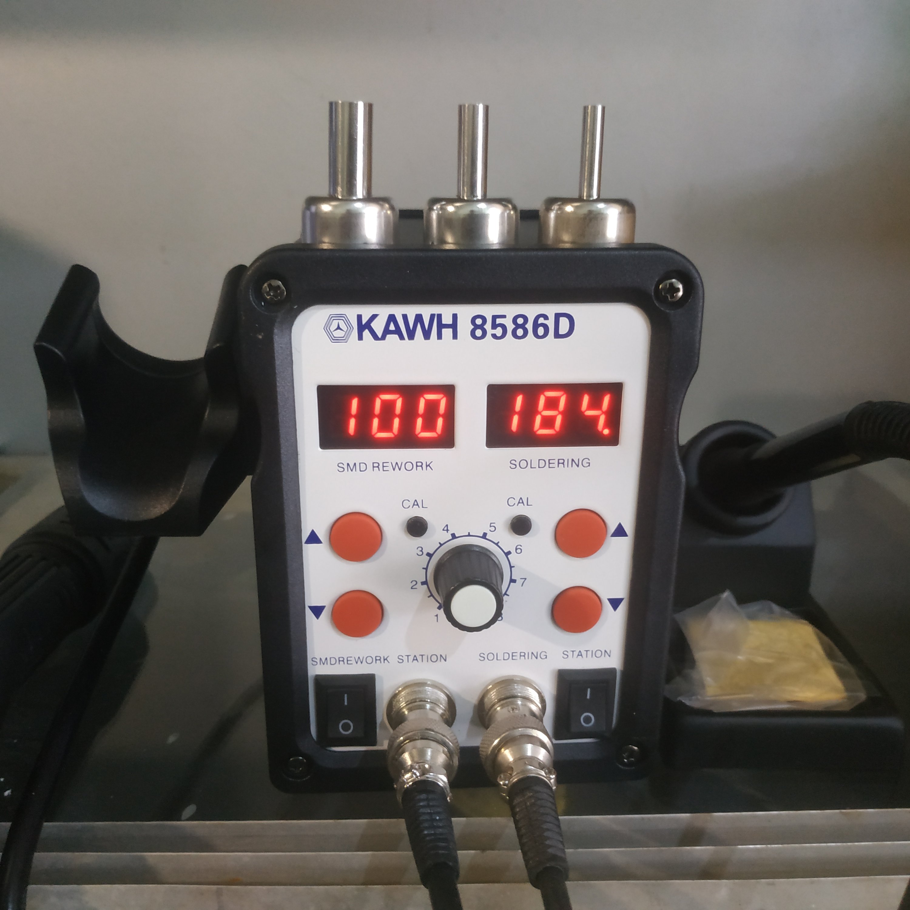 Máy,trạm Khò Hàn Thiếc KAWH 8586D