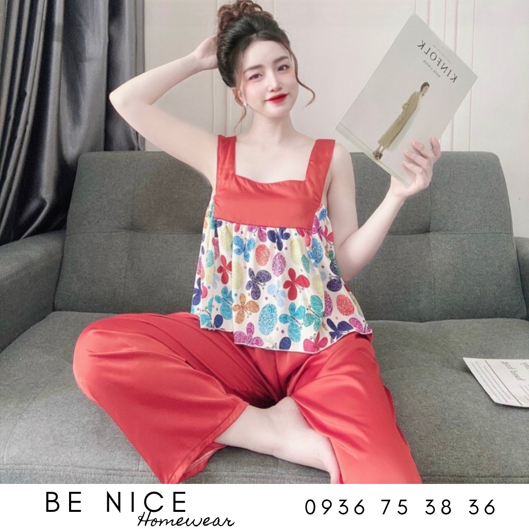 Set lụa dài mặc nhà cổ vuông bản to