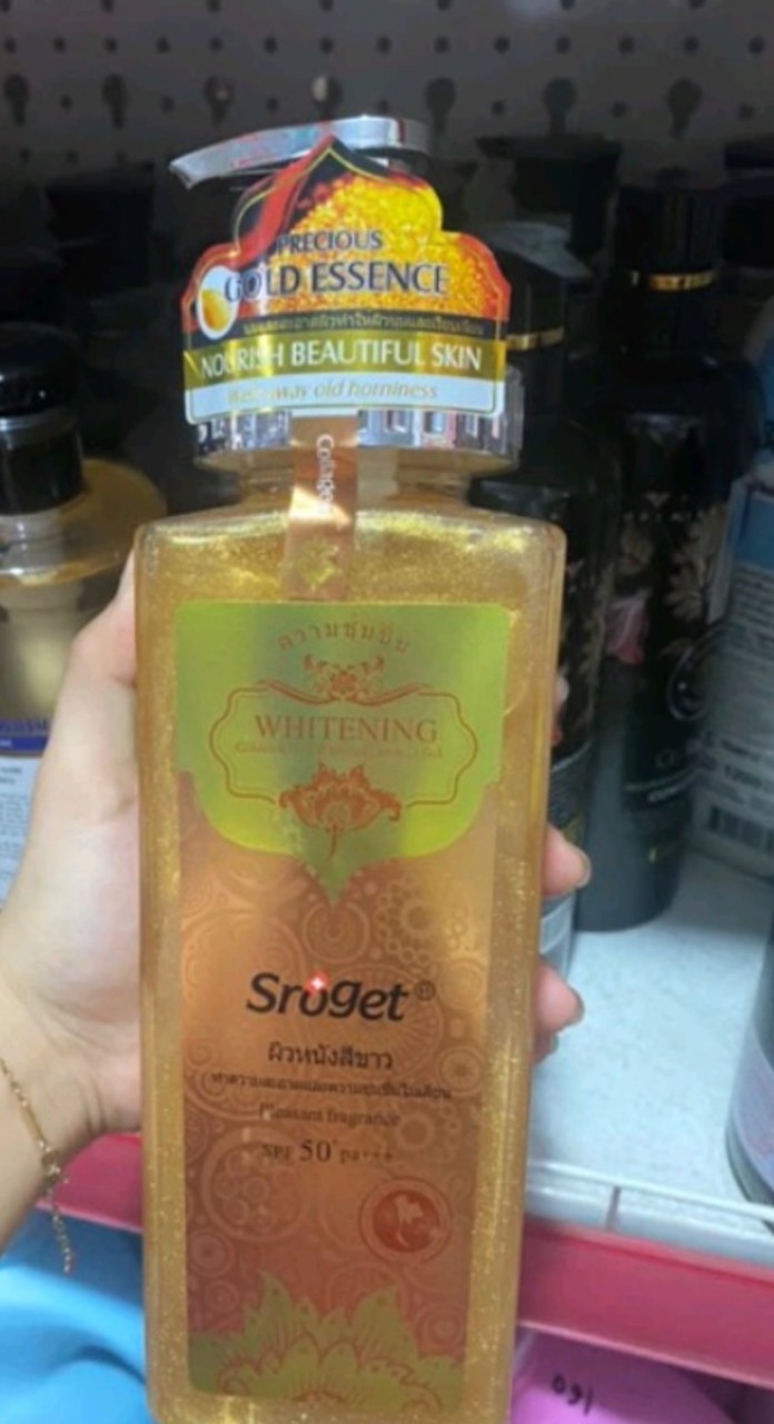 Sữa Tắm Thái Sroget Chiết Xuất Vàng 24k