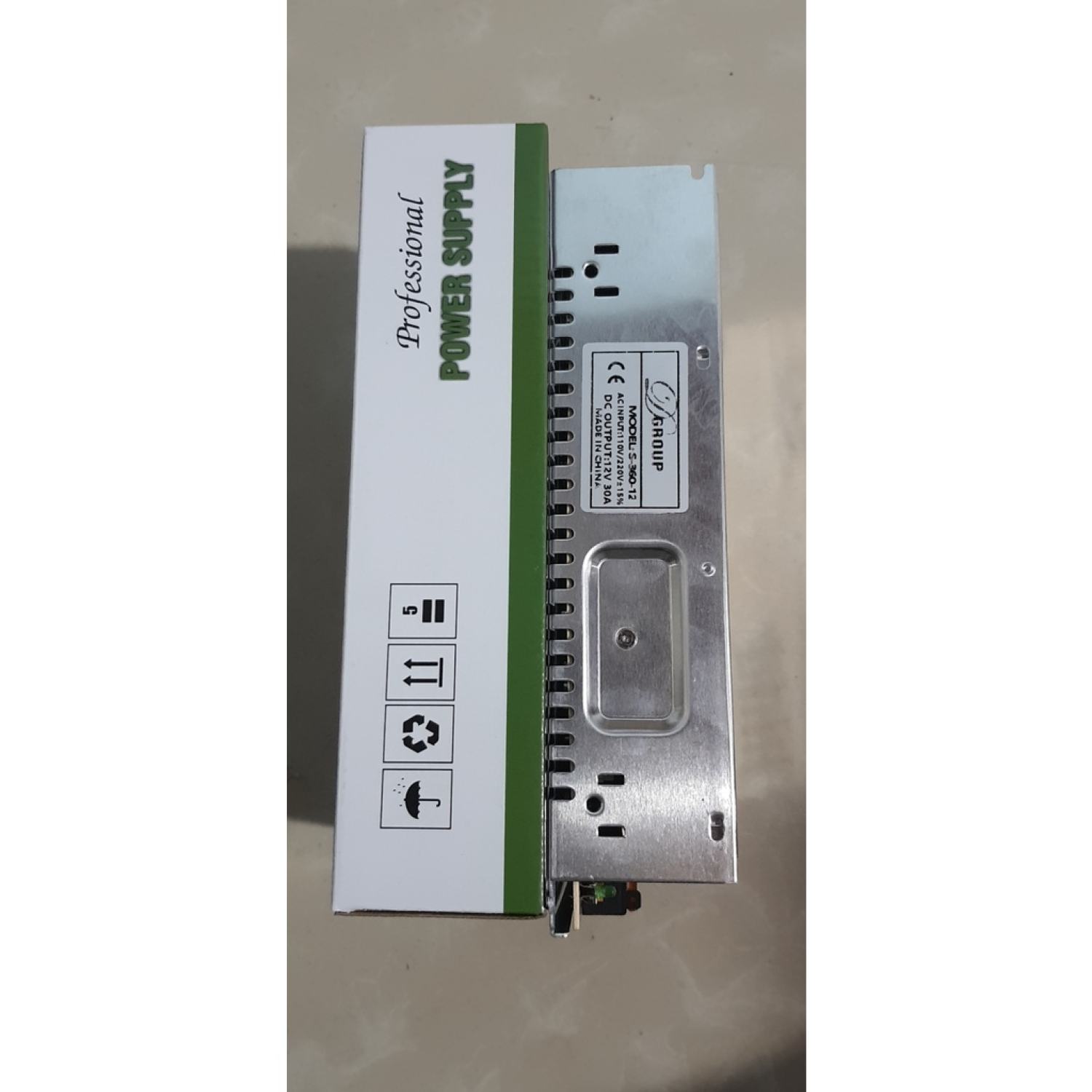 NGUỒN 12V30A TRONG NHÀ CÓ QUẠT