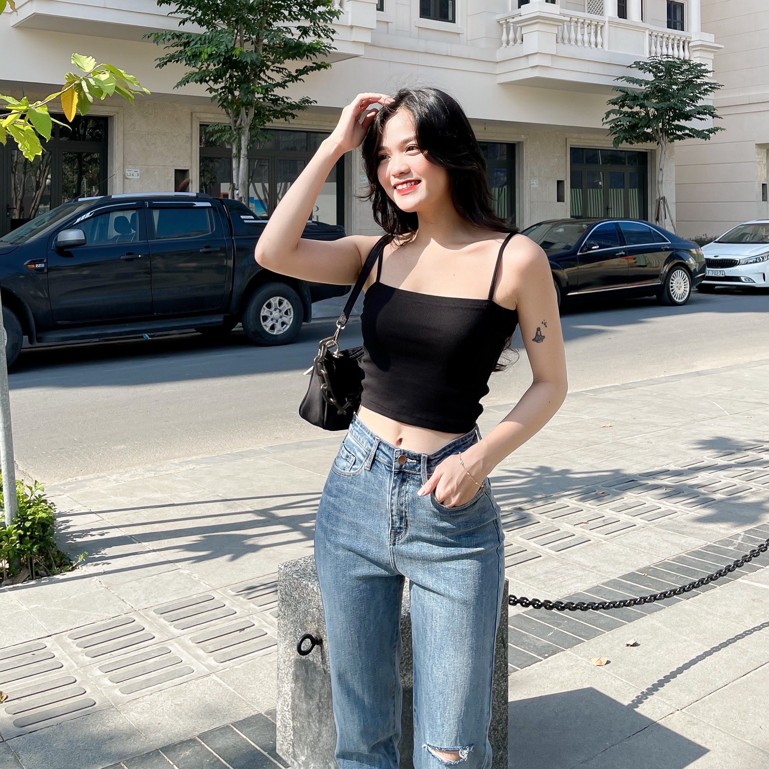 ZAREEN | ÁO 2 DÂY BASIC OAL03 ĐEN