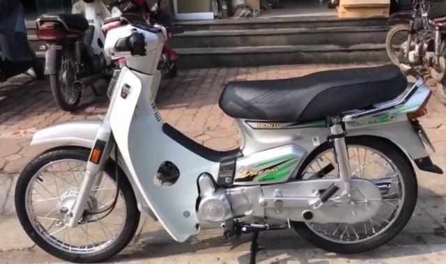 Nắp xupap xe Dream