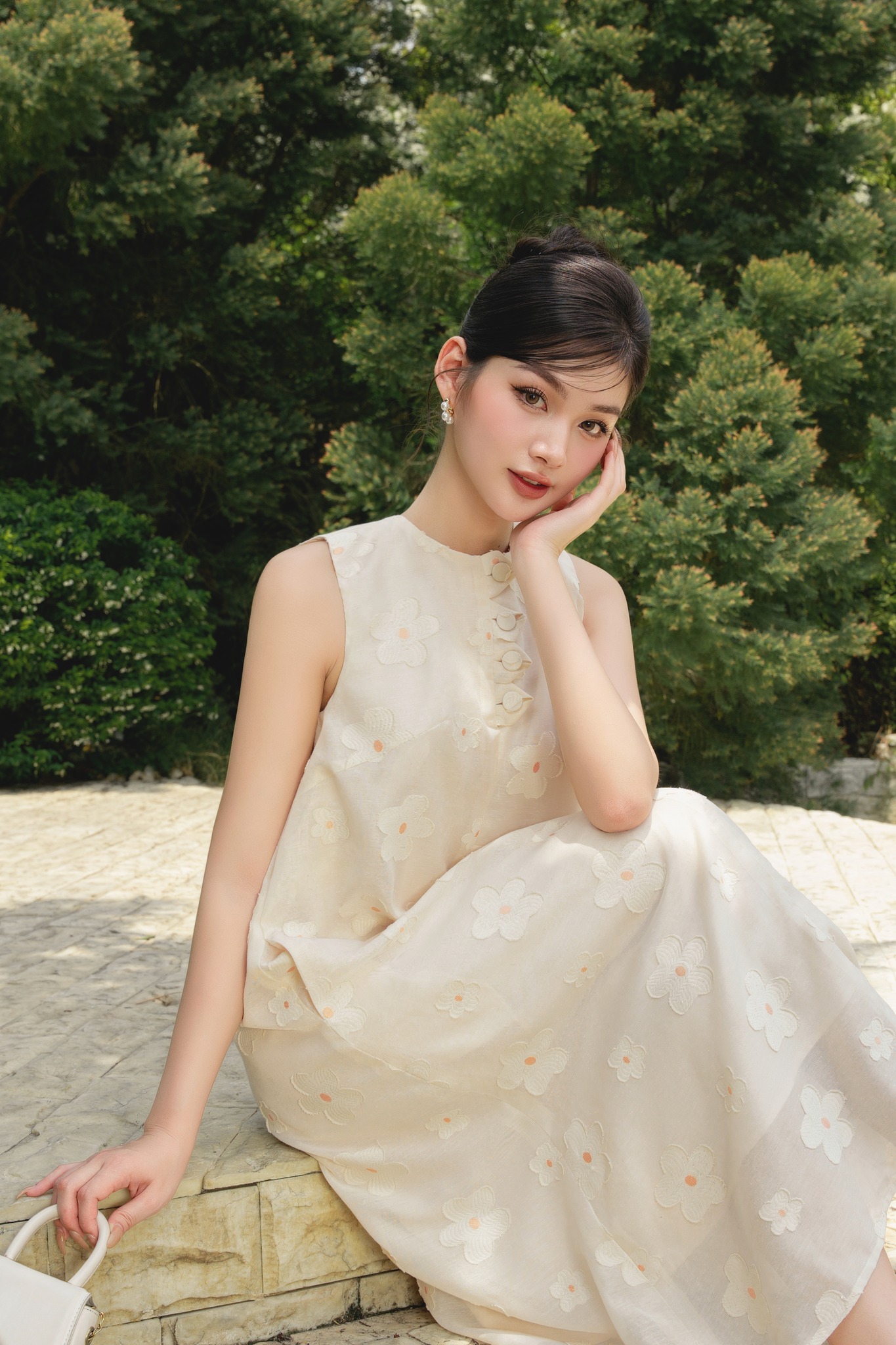 Voucher siêu sale 15% OLV - Đầm hoa suông Erin Fleur Dress