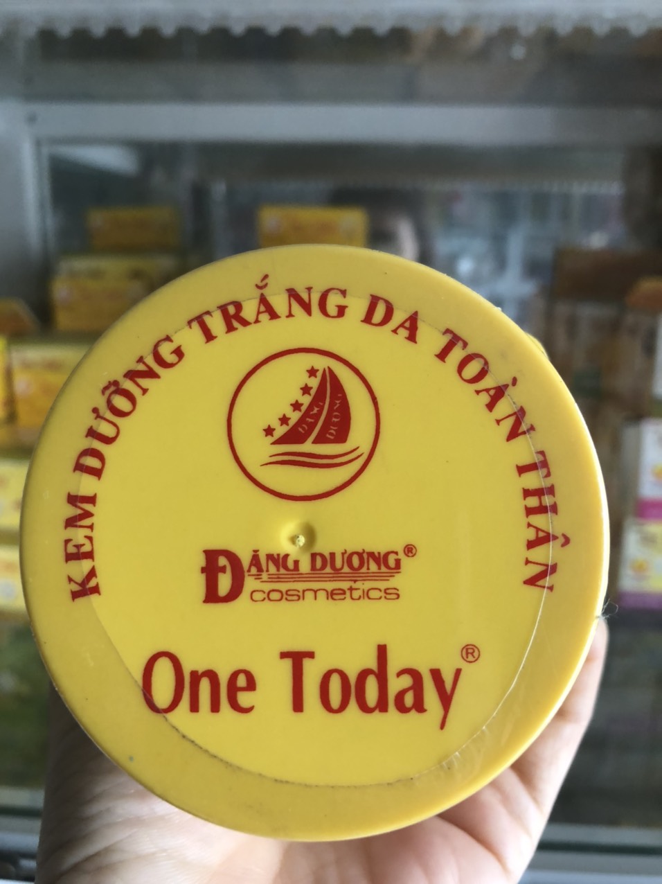 Kem dưỡng trắng da toàn thân one today