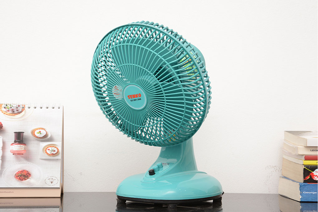 Quạt để bàn mini SENKO B102 (2 tốc độ - nhỏ gọn để trên bàn làm việc)