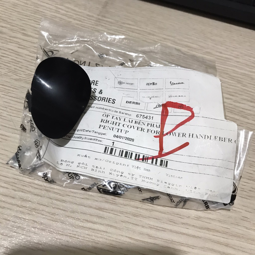 Nắp Bịt Tay Lái Sprint, Primavera (Chính Hãng)