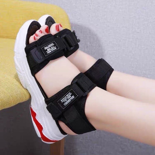 Sandal nữ đen đi cực nổi bật mát mẻ dây mềm giá dẻ