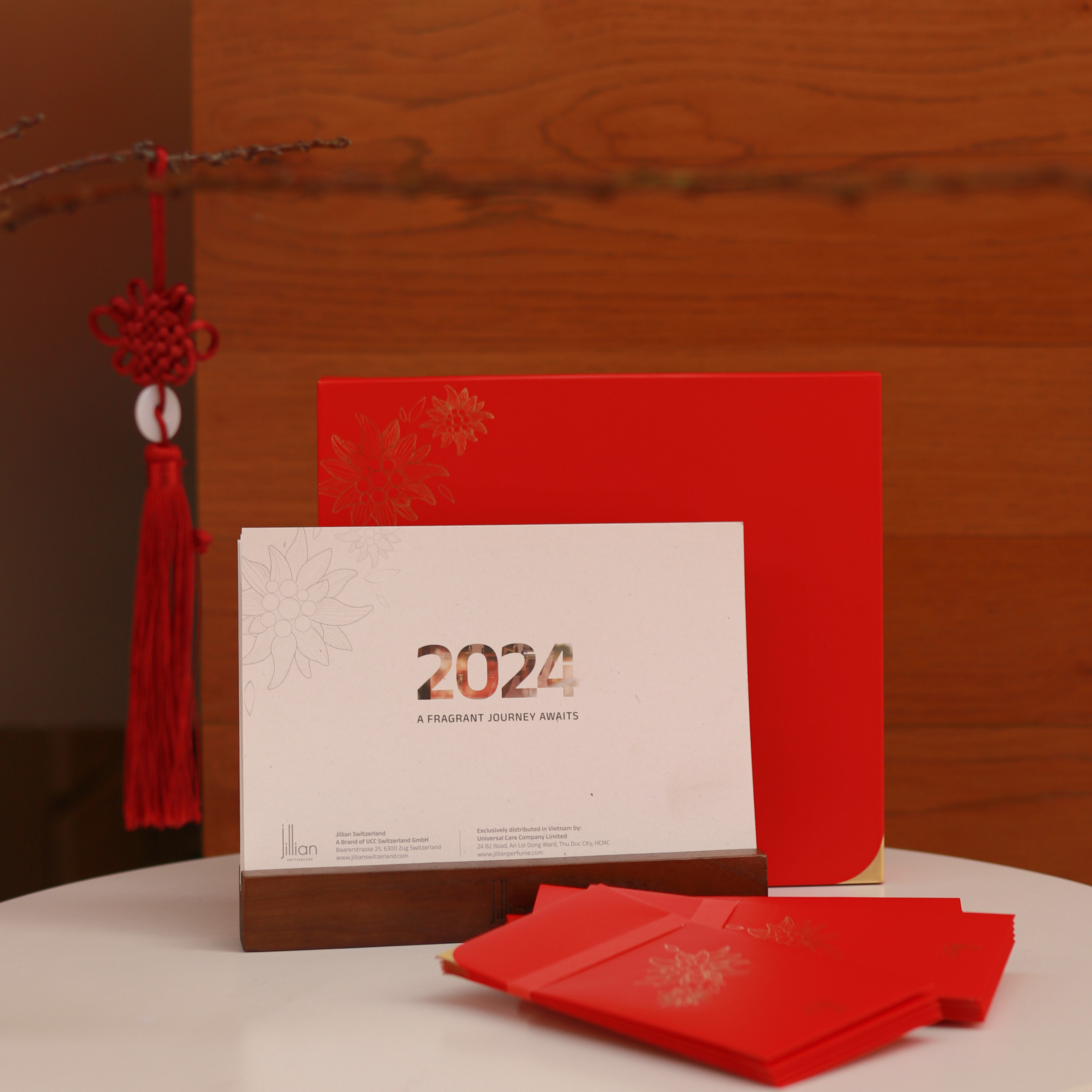 Bộ lịch 2024 + bao lì xì Tết ( Quà tặng không bán )