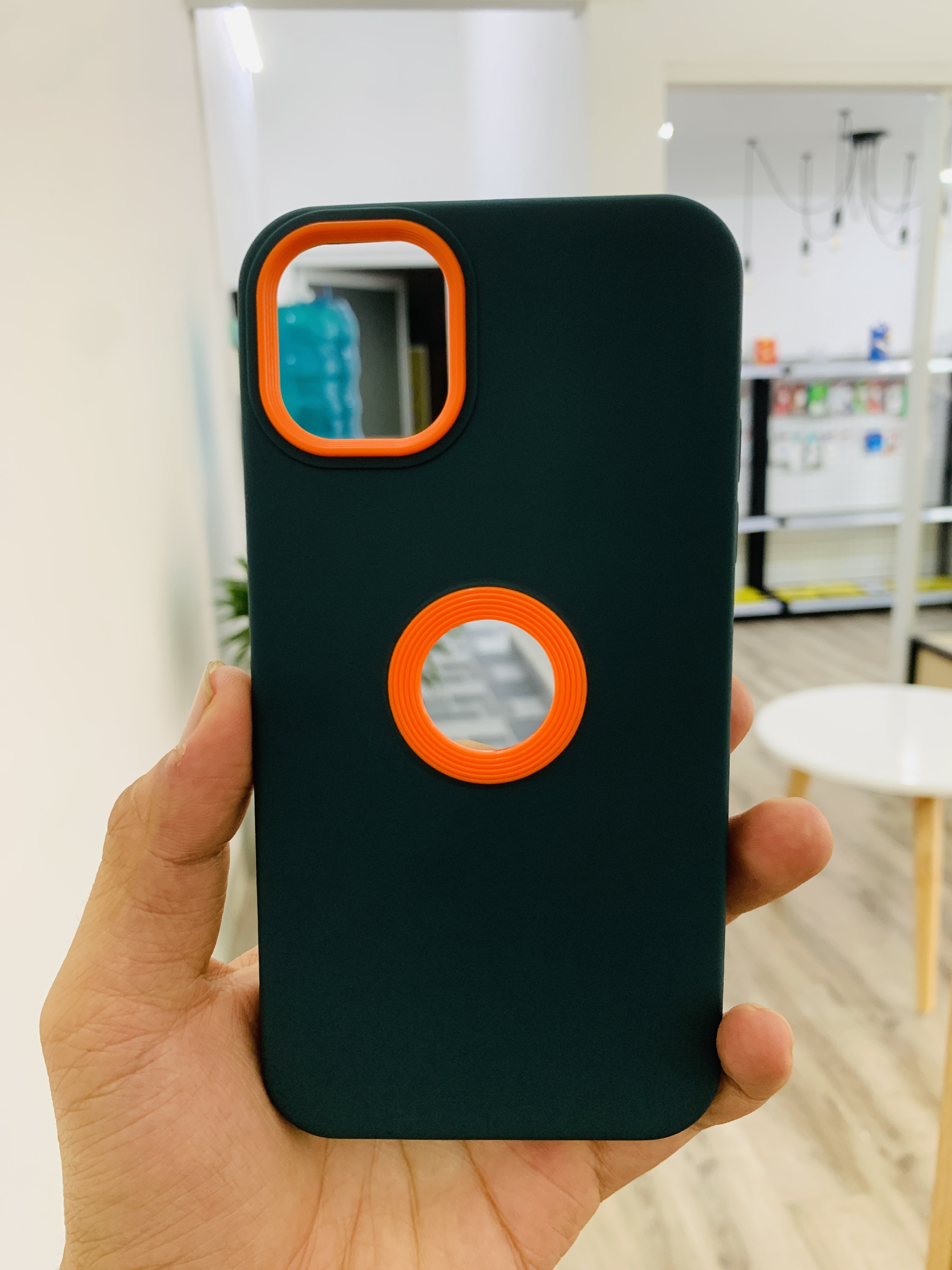 Ốp lưng iPhone hở táo viền màu siêu đẹp