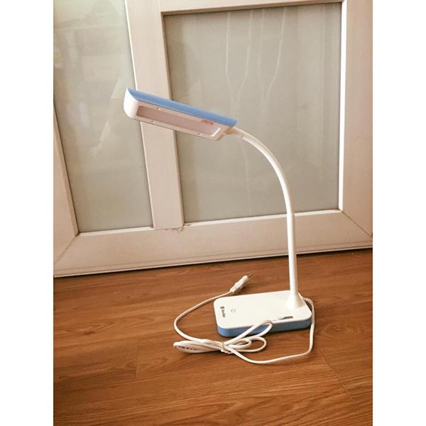 Đèn học để bàn Led 20 cảm ứng RẠNG ĐÔNG cao cấp