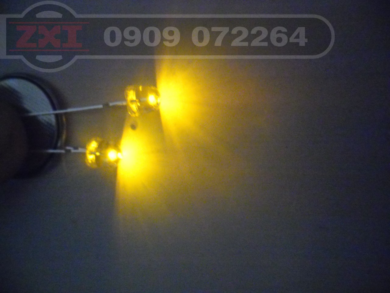 Led trong 3mm màu đỏ 50 bóng