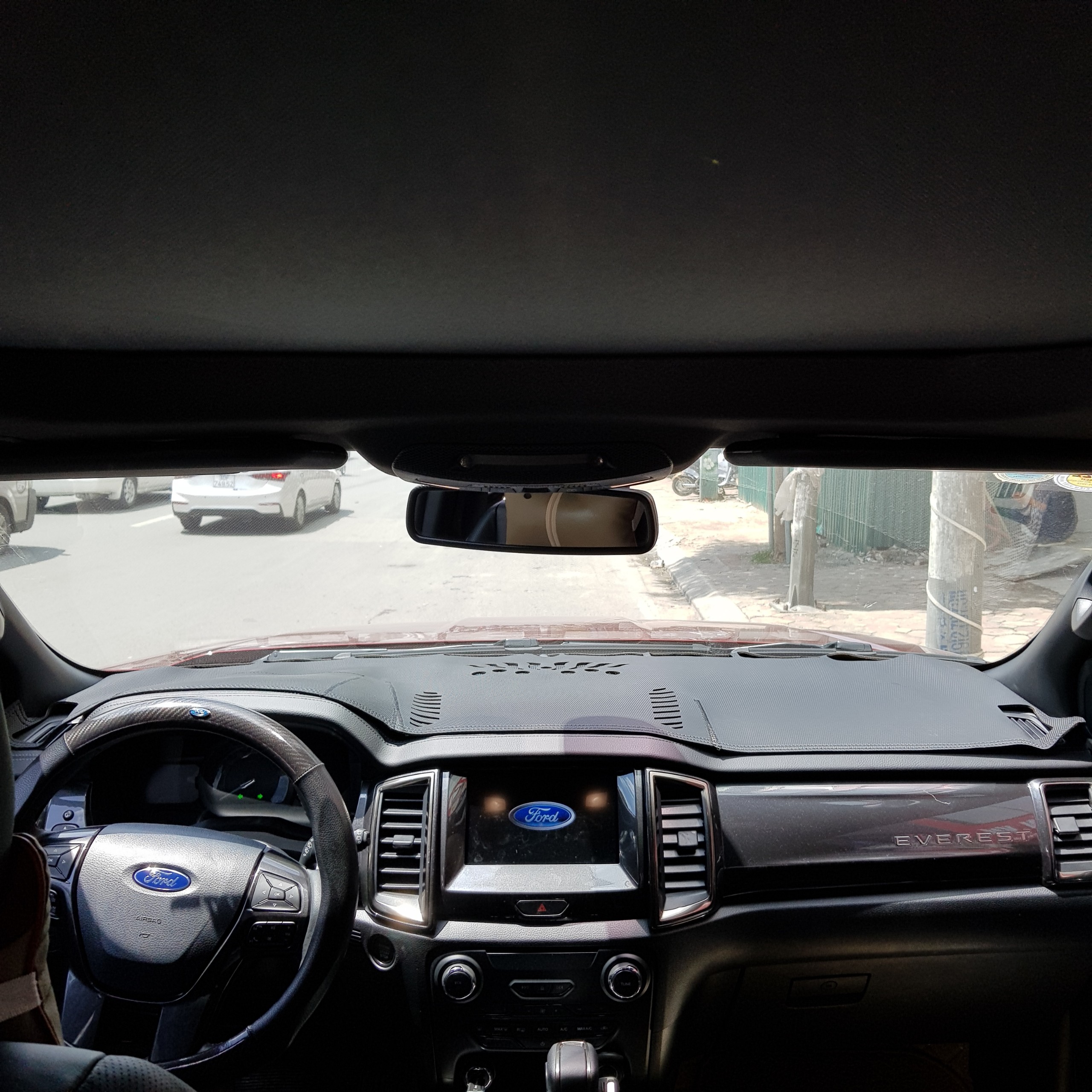 Thảm da Taplo Ford Everest 2019 vân Carbon cao cấp