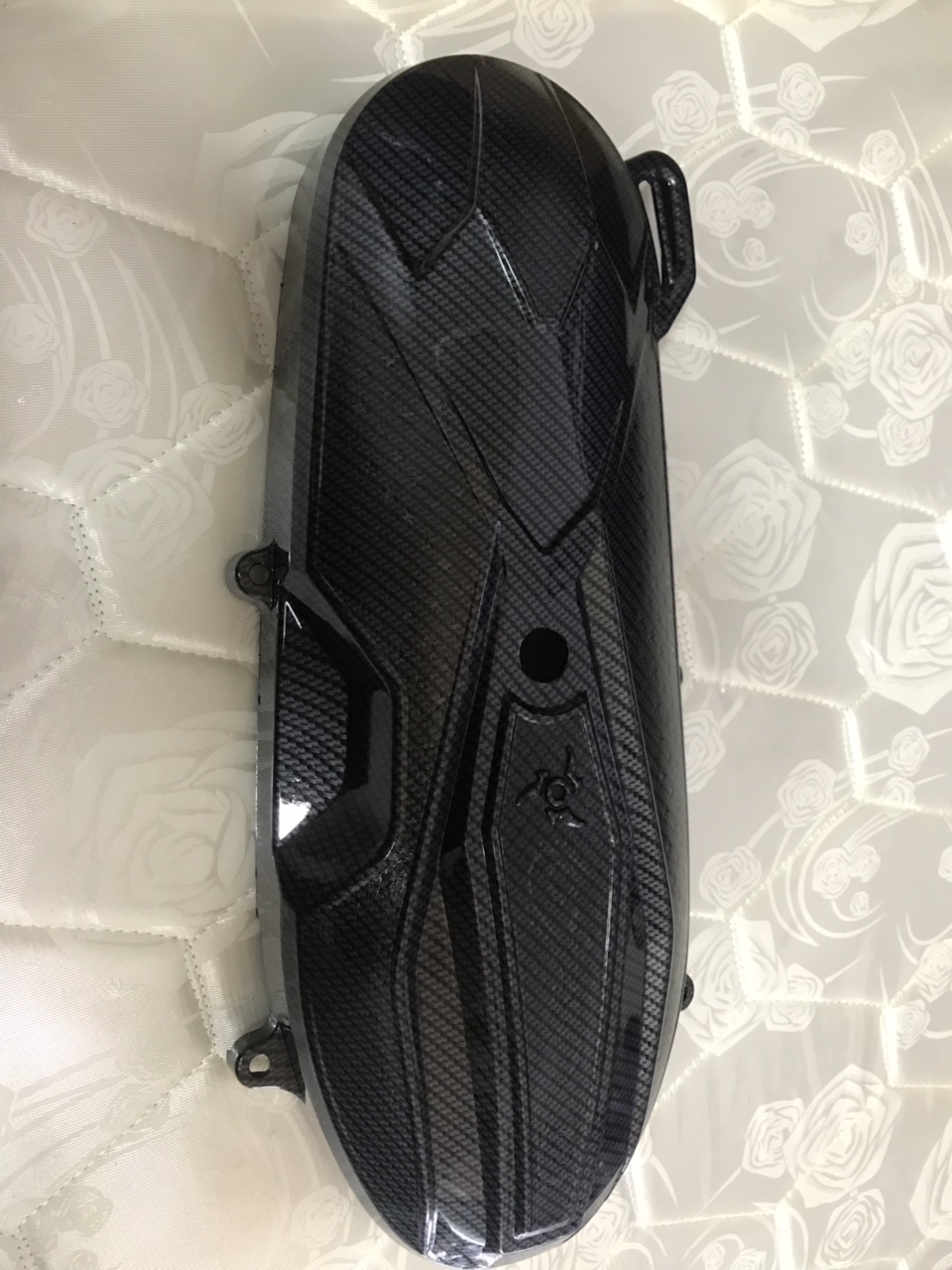Ốp Lốc máy Carbon gắn Xe Air Blade 2016-2019, Vario 2018-2020, PCX 2018-2020, Vision 2014-2020
