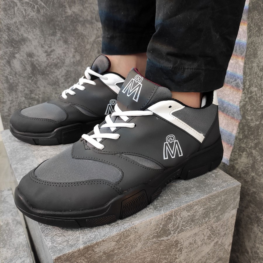 Giày sneaker nam MĐ G406 đế đen