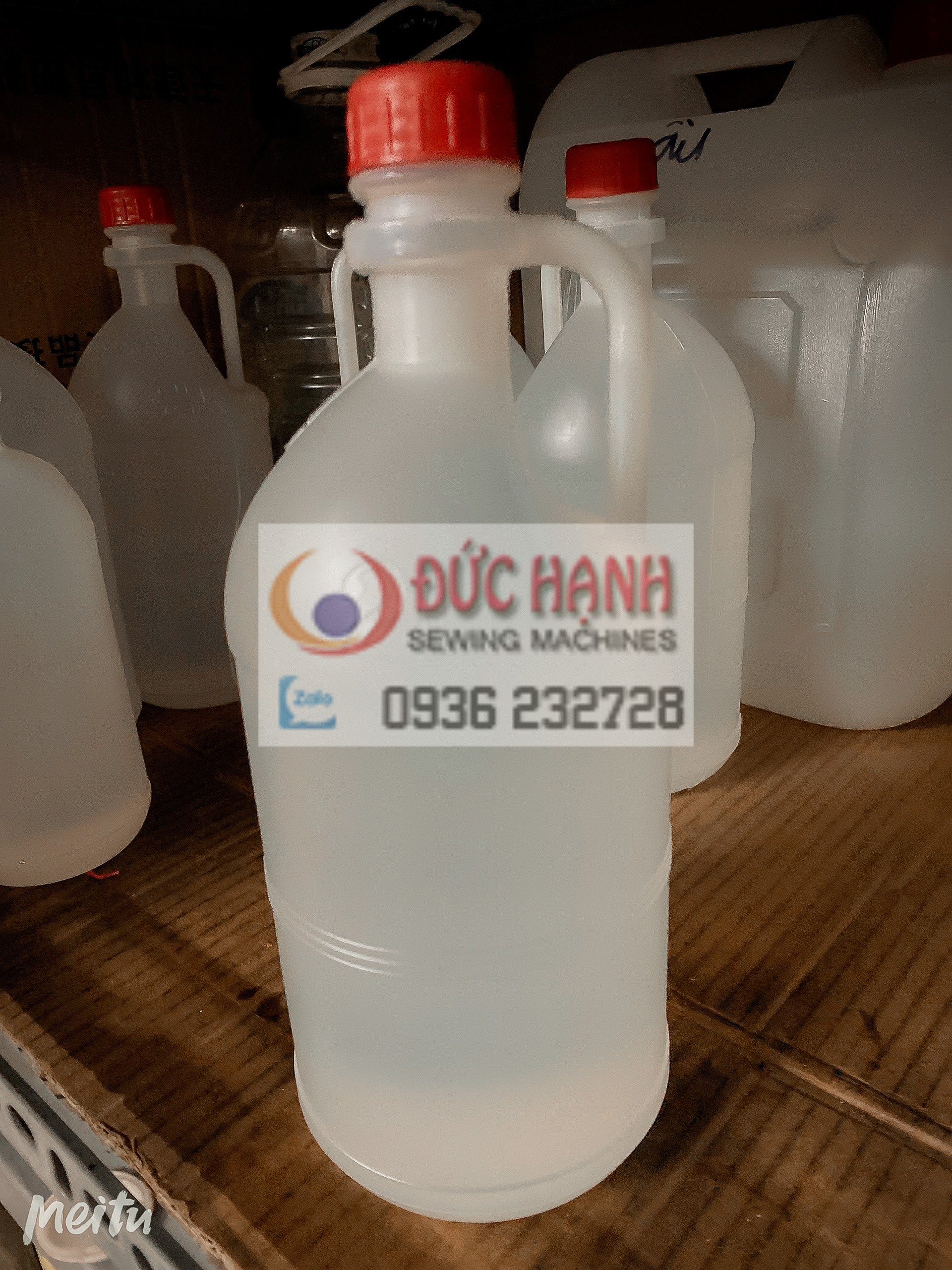 Dầu máy khâu - máy may ( chai 1 Lít + 2 lít )